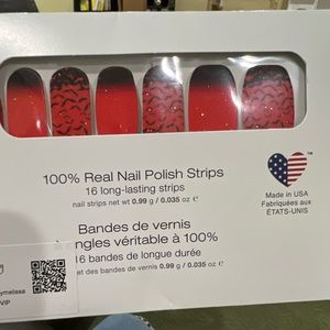 Color Street Halloween nail strips